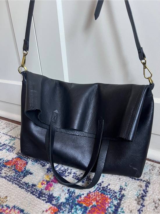 Madewell Handbags - Madewell The Transport Foldover Crossbody Tote Bag in Black Leather